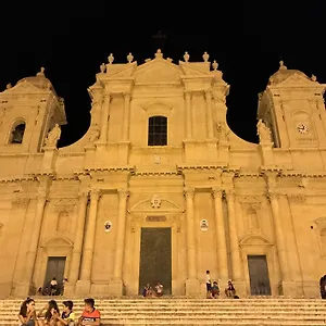 Bed & Breakfast Bed & Breakfast Giulio, Noto